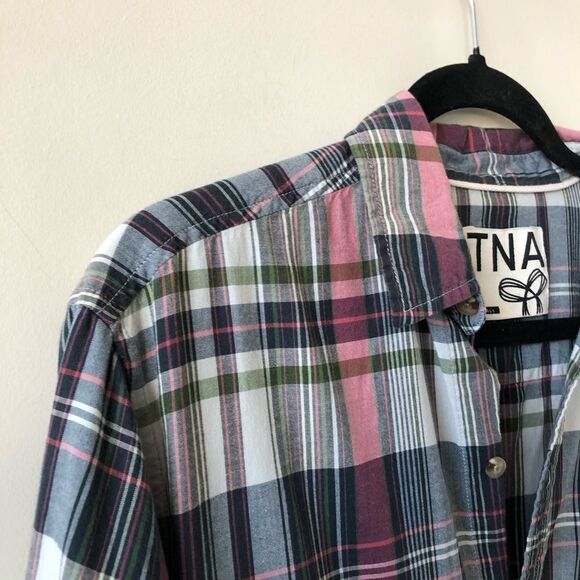 Nwot-“Tna” Plaid Light Button Down Shirt - Picture 3 of 6
